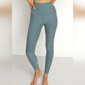 Beyond Yoga Midi High-Waisted Legging, Rainforest, size M